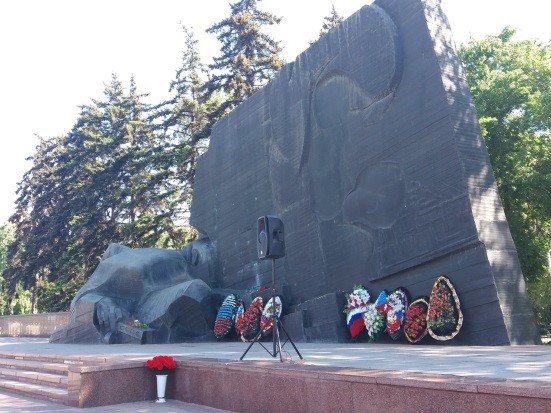 Братская могила № 2 – мемориальный комплекс «Памятник Славы»